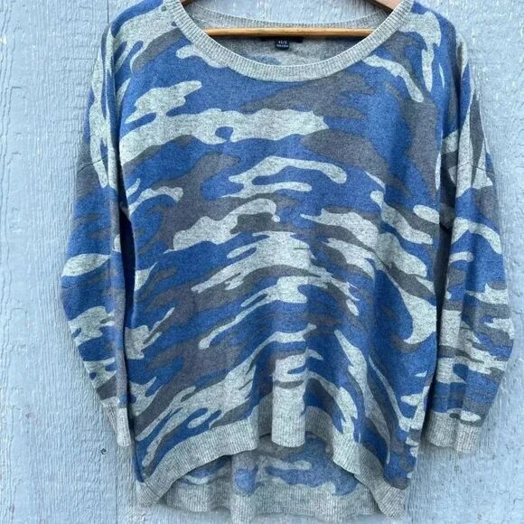 Acrobat Essential Camo Pullover Size XS /S Oversized Wool/Cashmere - Picture 1 of 5